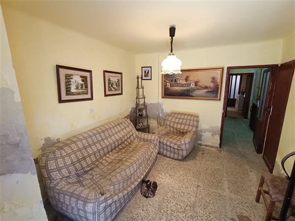 1 soveværelse Byhus til salg i Cullar - € 30.000 (Ref: 8369944)