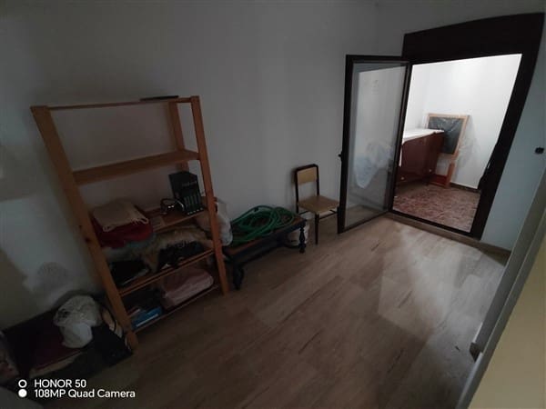 7 soveværelse Byhus til salg i Guadix med garage - € 375.000 (Ref: 8402901)