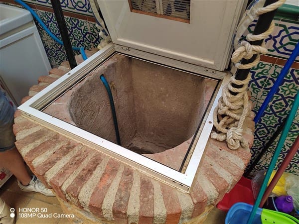 7 soveværelse Byhus til salg i Guadix med garage - € 375.000 (Ref: 8402901)