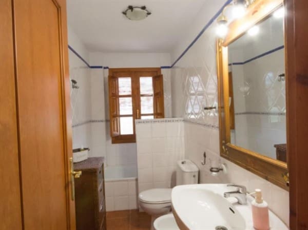 4 soveværelse Villa til salg i Dudar med swimmingpool garage - € 405.000 (Ref: 8420487)