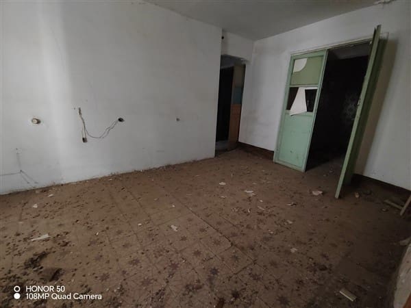 Ruin til salg i Guadix - € 40.000 (Ref: 8493341)