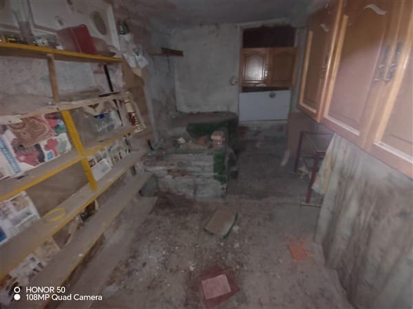 Ruin til salg i Guadix - € 40.000 (Ref: 8493341)