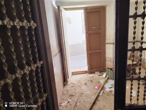 Ruin til salg i Guadix - € 40.000 (Ref: 8493341)