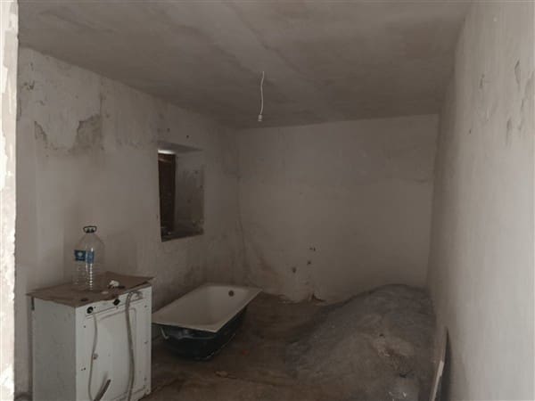 3 soveværelse Byhus til salg i Baza - € 39.000 (Ref: 8518876)