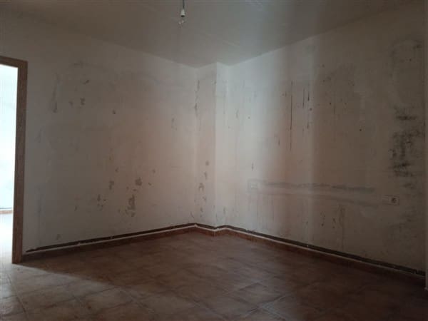 3 soveværelse Byhus til salg i Baza - € 39.000 (Ref: 8518876)