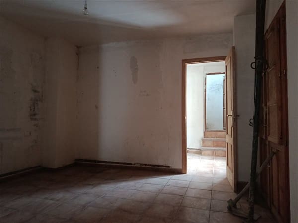 3 soveværelse Byhus til salg i Baza - € 39.000 (Ref: 8518876)