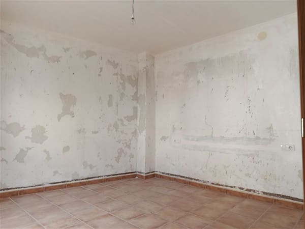 3 soveværelse Byhus til salg i Baza - € 39.000 (Ref: 8518876)