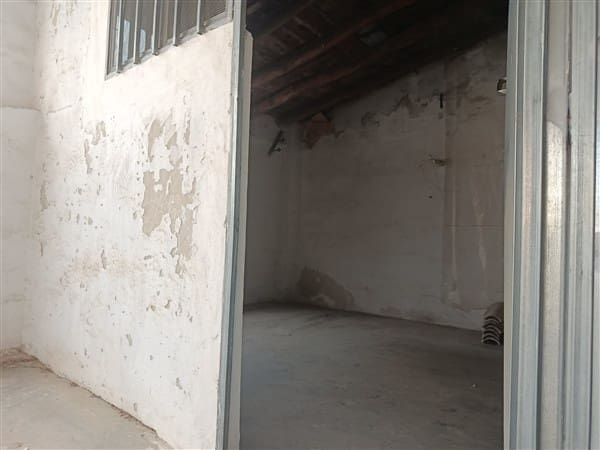 3 soveværelse Byhus til salg i Baza - € 39.000 (Ref: 8518876)