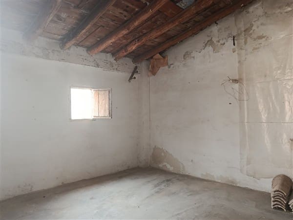 3 soveværelse Byhus til salg i Baza - € 39.000 (Ref: 8518876)