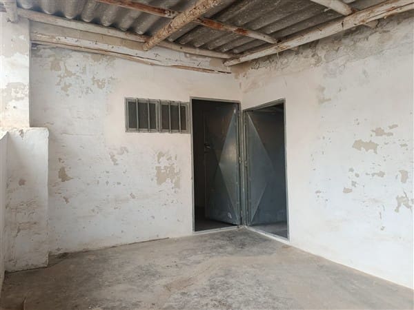 3 soveværelse Byhus til salg i Baza - € 39.000 (Ref: 8518876)