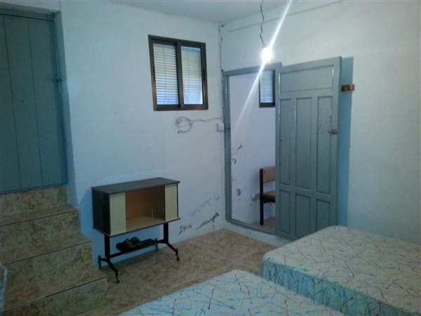 2 soveværelse Byhus til salg i Albondon - € 29.900 (Ref: 8531233)