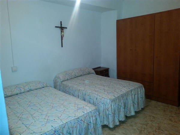 2 makuuhuone Omakotitalo myytävänä paikassa Albondón - 29 900 € (Ref: 8531233)