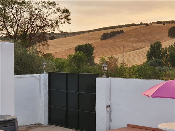 3 soveværelse Finca/Landehus til salg i Pinar med swimmingpool garage - € 118.000 (Ref: 8596228)