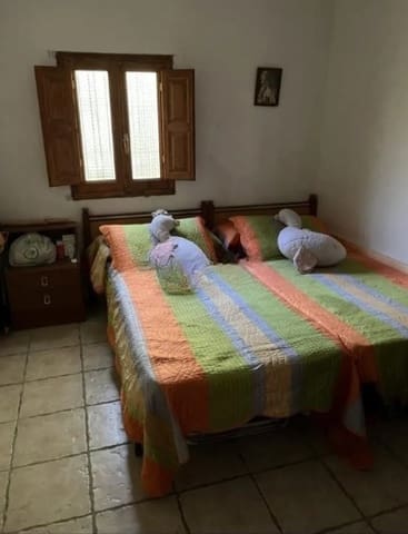 2 slaapkamer Finca/Landhuis te koop in La Peza met zwembad garage - € 90.000 (Ref: 8602668)