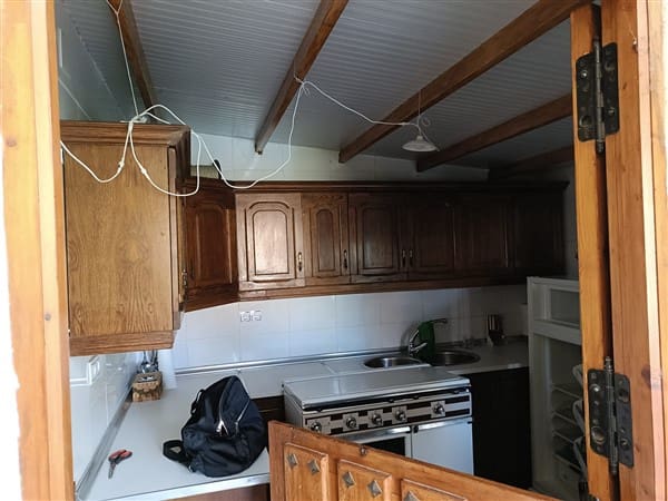 2 soveværelse Finca/Landehus til salg i La Peza med swimmingpool garage - € 90.000 (Ref: 8602668)