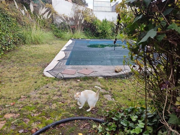 2 soveværelse Finca/Landehus til salg i La Peza med swimmingpool garage - € 90.000 (Ref: 8602668)