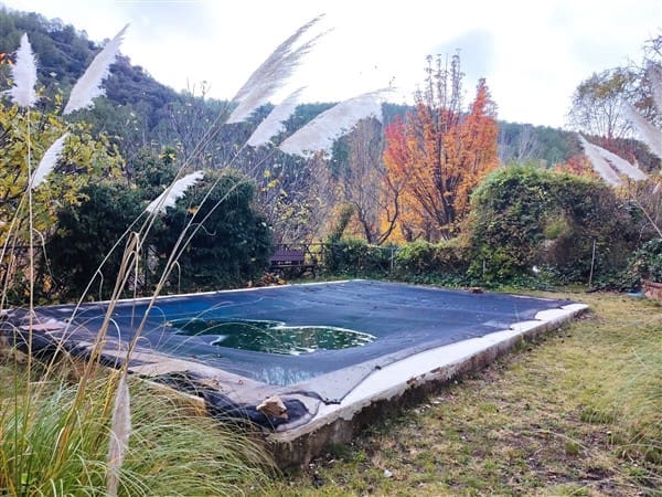 2 soveværelse Finca/Landehus til salg i La Peza med swimmingpool garage - € 90.000 (Ref: 8602668)