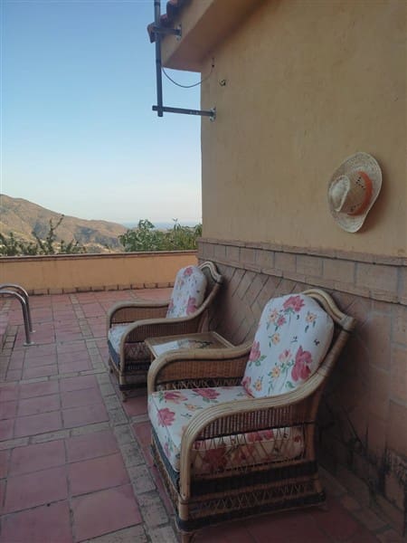 2 soveværelse Finca/Landehus til salg i Otivar med swimmingpool garage - € 154.000 (Ref: 8602669)