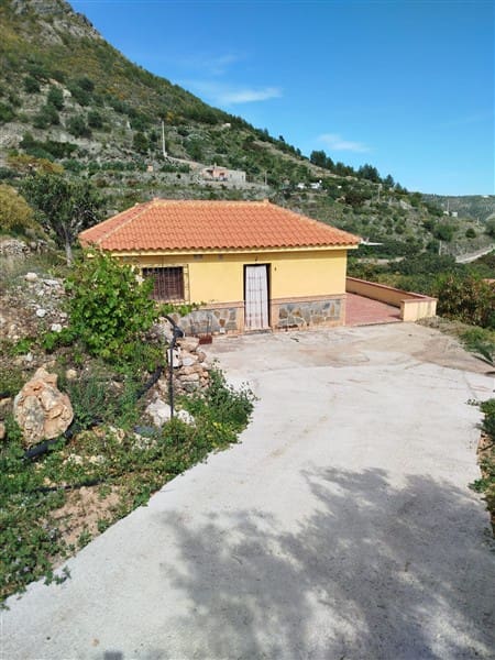 2 soveværelse Finca/Landehus til salg i Otivar med swimmingpool garage - € 154.000 (Ref: 8602669)