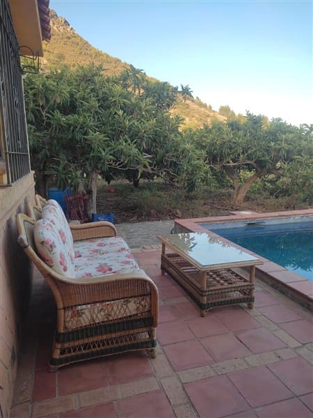 2 soveværelse Finca/Landehus til salg i Otivar med swimmingpool garage - € 154.000 (Ref: 8602669)