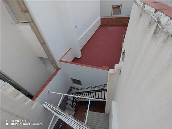 6 soveværelse Byhus til salg i Molvizar med garage - € 130.000 (Ref: 8616688)