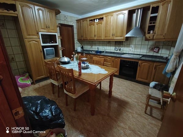 6 soveværelse Byhus til salg i Molvizar med garage - € 130.000 (Ref: 8616688)