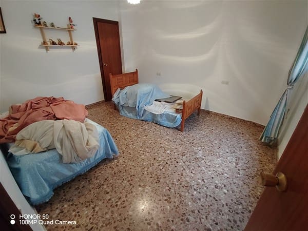 6 soveværelse Byhus til salg i Molvizar med garage - € 130.000 (Ref: 8616688)