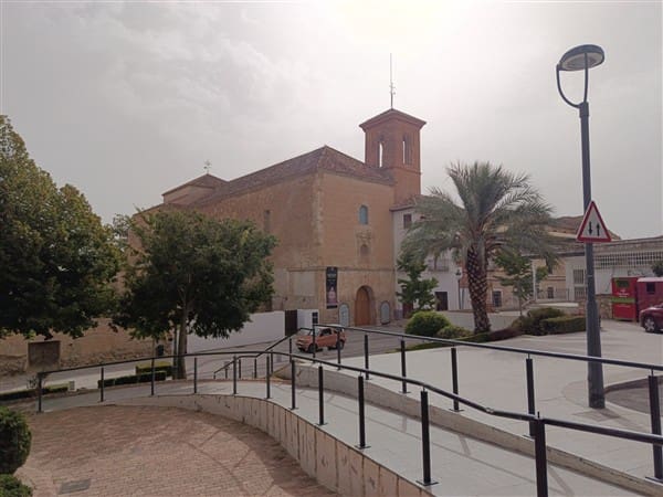 5 soveværelse Byhus til salg i Baza - € 69.900 (Ref: 8637336)