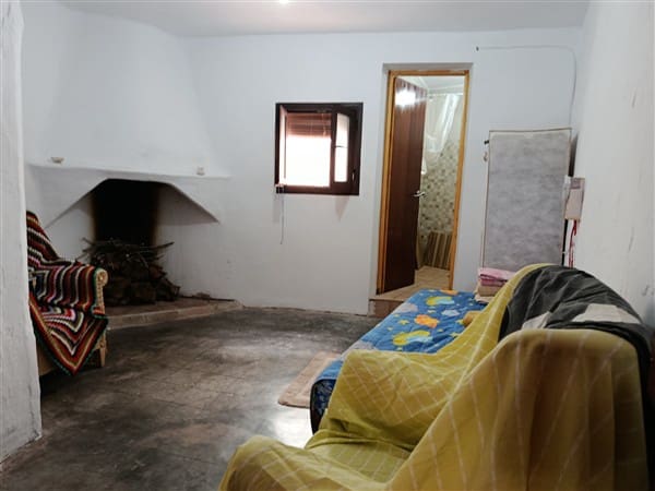 5 soveværelse Byhus til salg i Baza - € 69.900 (Ref: 8637336)