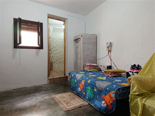 5 soveværelse Byhus til salg i Baza - € 69.900 (Ref: 8637336)