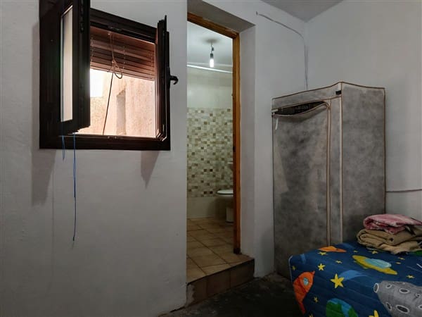 5 soveværelse Byhus til salg i Baza - € 69.900 (Ref: 8637336)