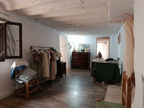 5 quarto Casa em Banda para venda em Baza - 69 900 € (Ref: 8637336)