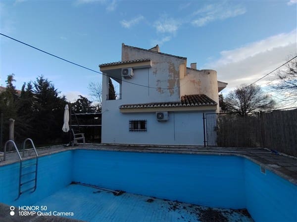 4 soveværelse Villa til salg i Alomartes med swimmingpool garage - € 198.000 (Ref: 8665907)