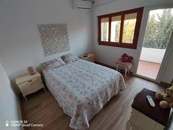 4 soveværelse Villa til salg i Alomartes med swimmingpool garage - € 198.000 (Ref: 8665907)