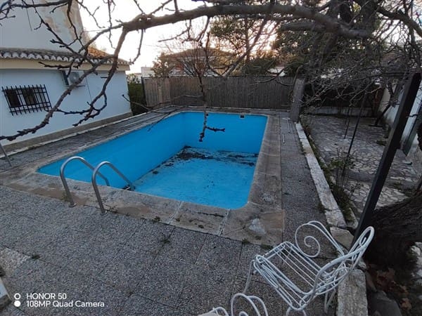 4 soveværelse Villa til salg i Alomartes med swimmingpool garage - € 198.000 (Ref: 8665907)