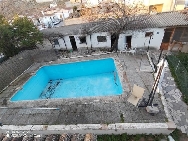 4 soveværelse Villa til salg i Alomartes med swimmingpool garage - € 198.000 (Ref: 8665907)