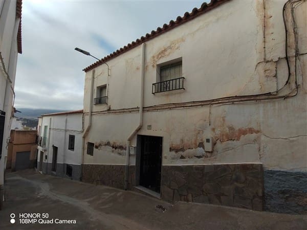 4 soveværelse Byhus til salg i Finana - € 35.000 (Ref: 8674880)