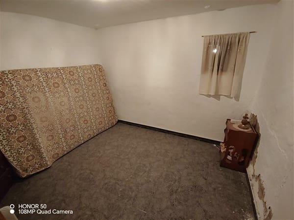 4 soveværelse Byhus til salg i Finana - € 35.000 (Ref: 8674880)