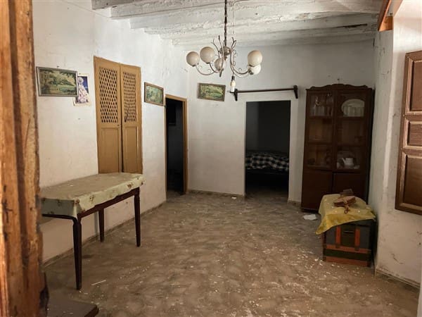 6 soveværelse Byhus til salg i Jorairatar - € 42.900 (Ref: 8675121)