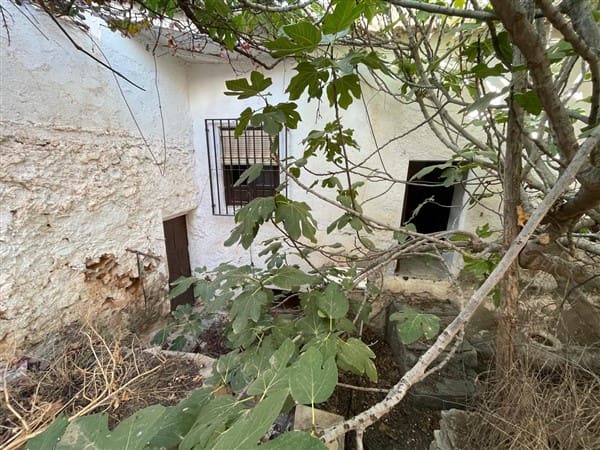 6 quarto Casa em Banda para venda em Jorairatar, Ugíjar - 42 900 € (Ref: 8675121)