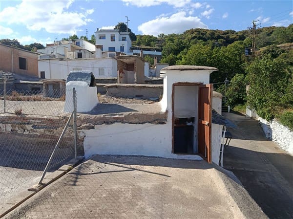 4 slaapkamer Huis te koop in Jubar, Nevada - € 43.900 (Ref: 8681946)