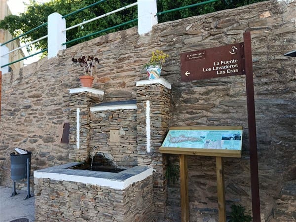 4 soveværelse Byhus til salg i Jubar - € 43.900 (Ref: 8681946)