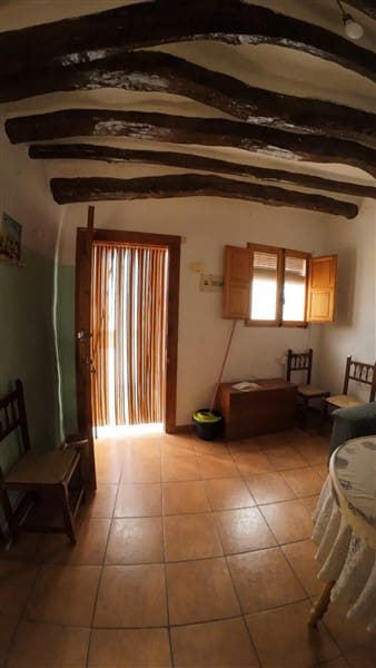 2 soveværelse Byhus til salg i Torvizcon - € 41.000 (Ref: 8707055)