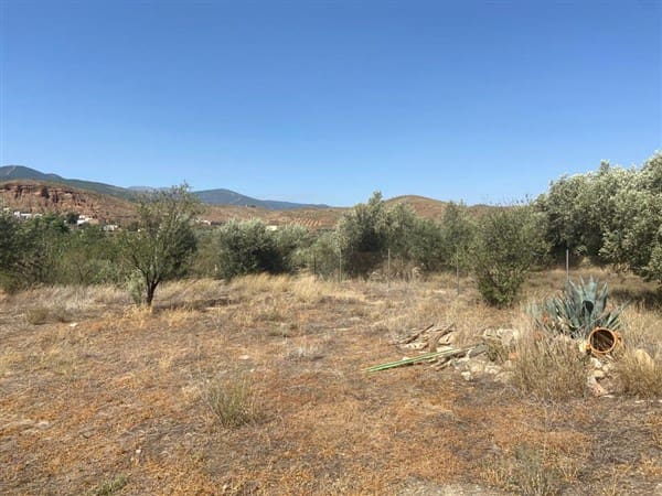 2 soveværelse Finca/Landehus til salg i Finana med garage - € 55.000 (Ref: 8762778)