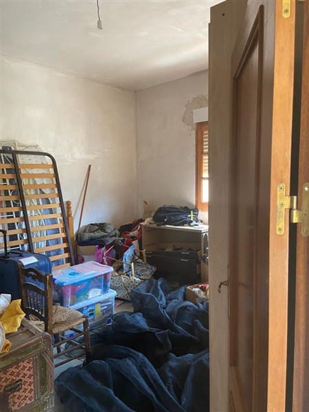 2 soveværelse Finca/Landehus til salg i Finana med garage - € 55.000 (Ref: 8762778)