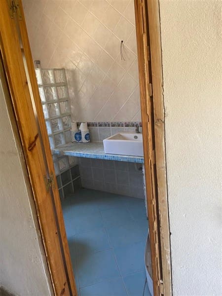 2 soveværelse Finca/Landehus til salg i Finana med garage - € 55.000 (Ref: 8762778)