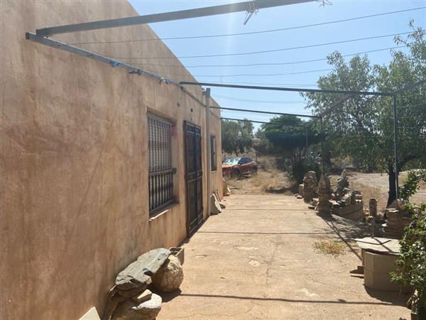 2 soveværelse Finca/Landehus til salg i Finana med garage - € 55.000 (Ref: 8762778)