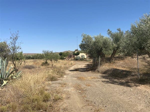 2 soveværelse Finca/Landehus til salg i Finana med garage - € 55.000 (Ref: 8762778)