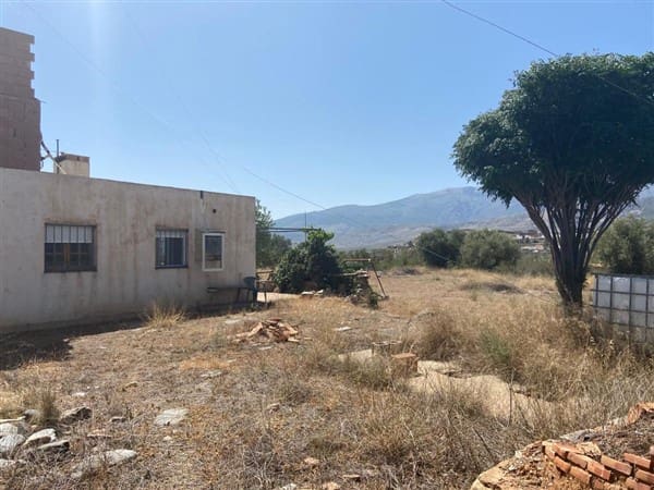 2 soveværelse Finca/Landehus til salg i Finana med garage - € 55.000 (Ref: 8762778)