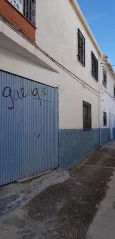 3 soveværelse Byhus til salg i Agrón med garage - € 56.900 (Ref: 8762779)